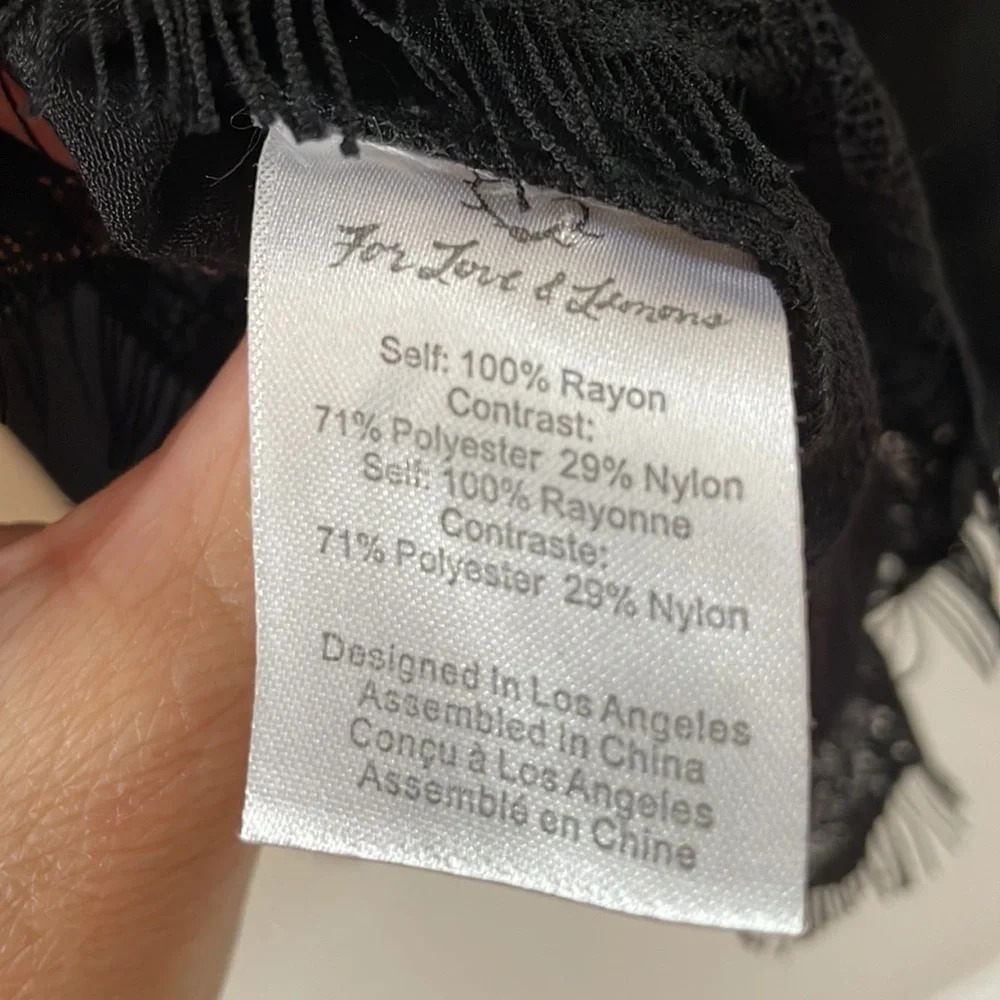 FL&L Lace trim black blouse size XS - Picture 6 of 6